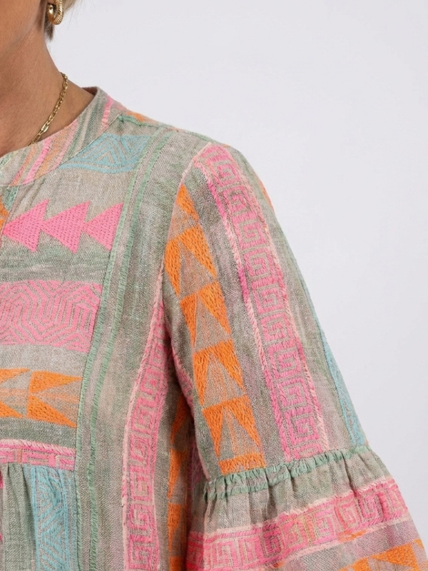 Maelle | Abito al Ginocchio a Balze con Stampa Geometrica e Scollo a V