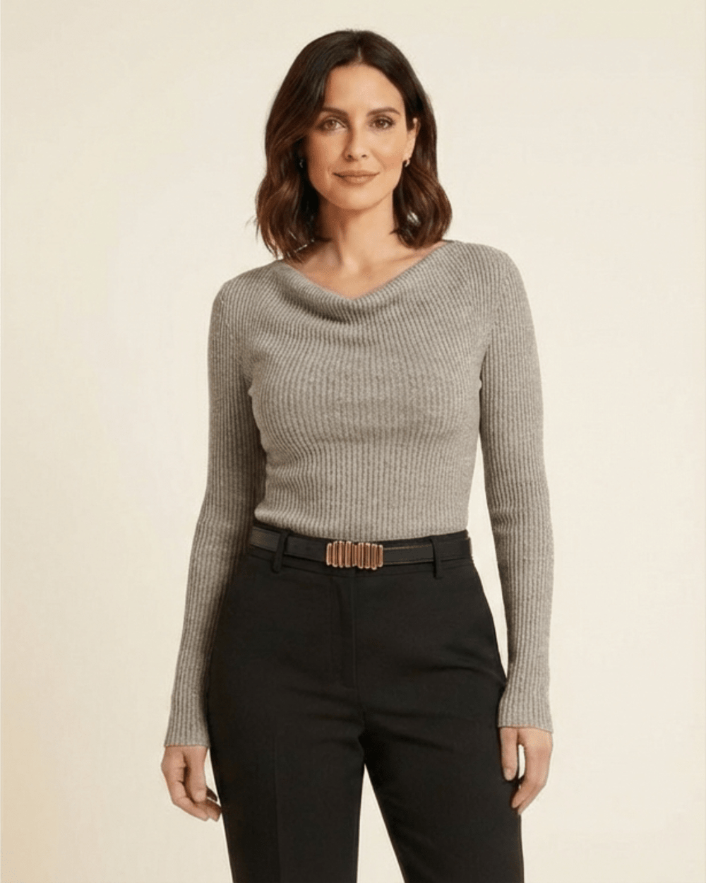 Inés – Top de punto de manga larga con cuello drapeado
