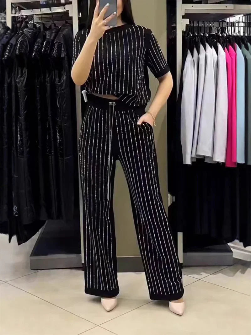 Lía - Conjunto cómodo con detalles brillantes