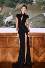 Andrea - Vestido maxi negro con abertura