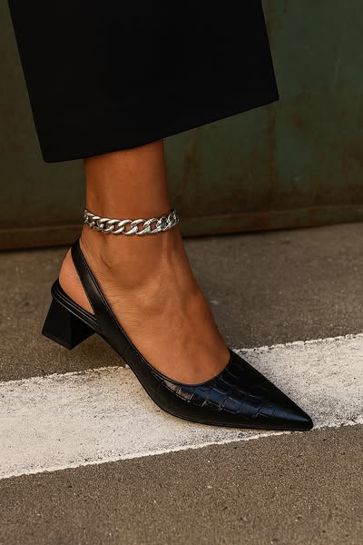 Olga | Elegant Square-Heel Shoes