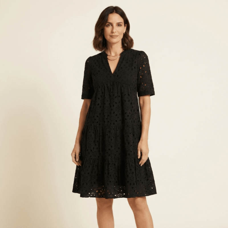 RICA - Vestido veraniego elegante con volantes de encaje