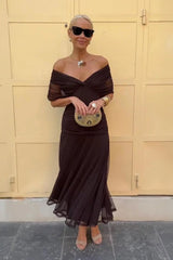 Lydia | Off-the-shoulder maxi dress
