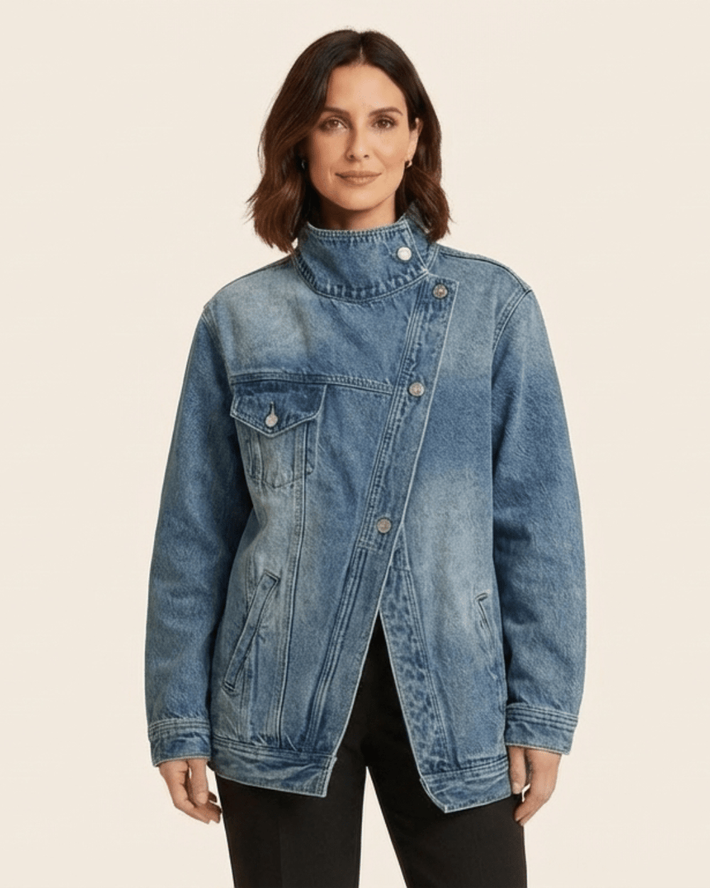 Cleo | Chaqueta asimétrica urbana con botones