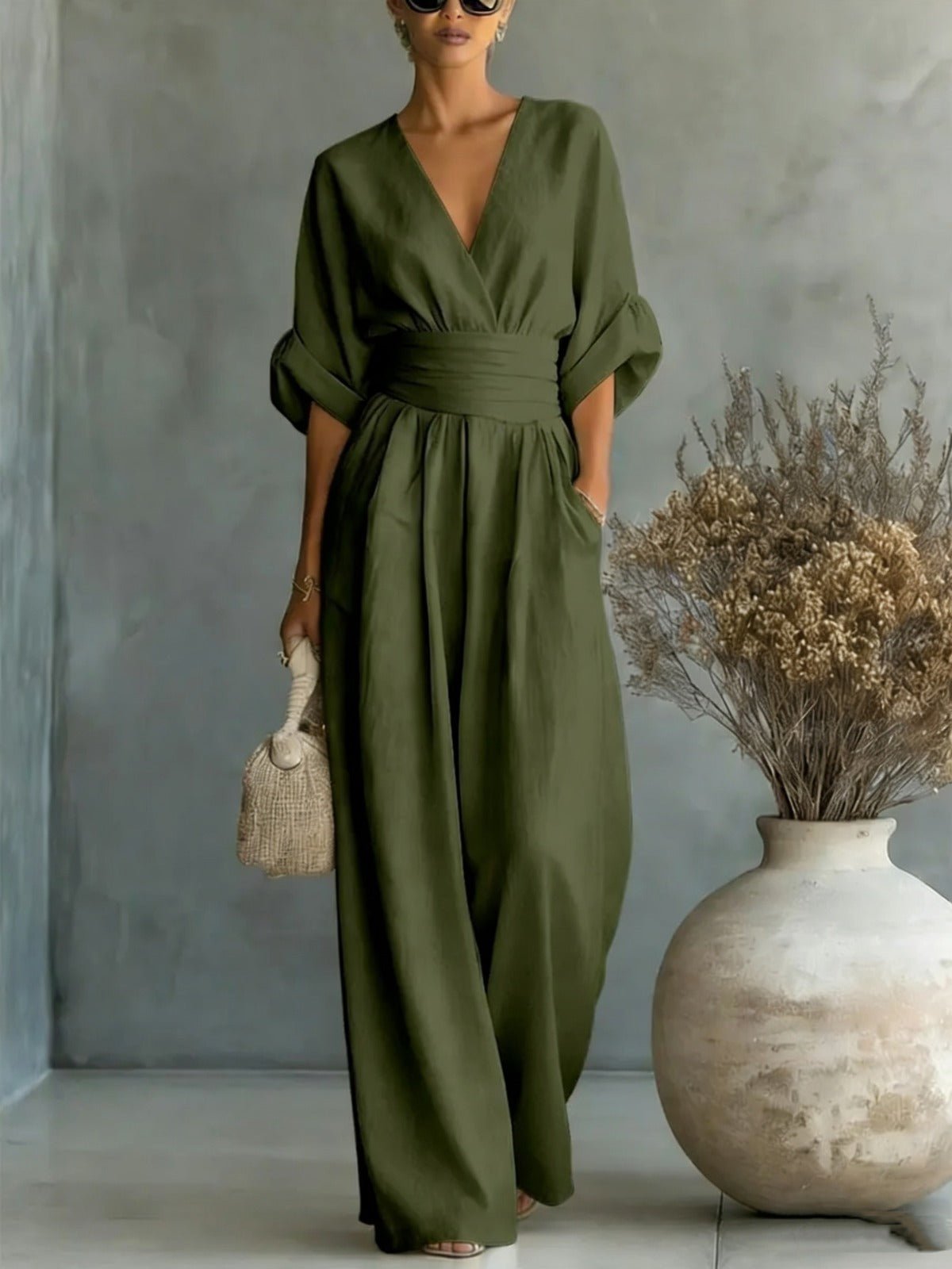 Sophia – mono elegante con escote en V