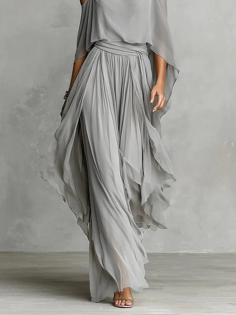 Renata | Grey fluid set with a top featuring thin straps and lightweight trousers