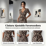 Lara - Mono de leopardo con escote en V y pierna ancha