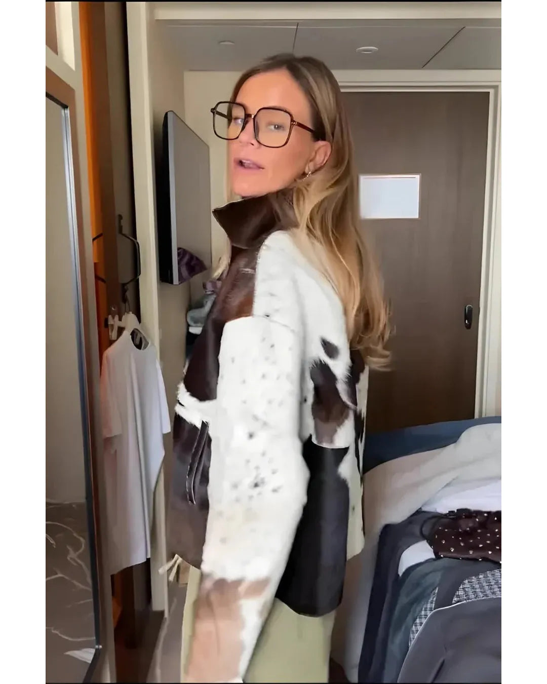 Andrea | Chaqueta elegante con textura y cremallera - Camila Fashions