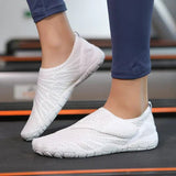 Elia - Zapatillas barefoot de senderismo antideslizantes y cómodas