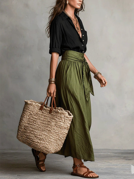 Vera™ | Conjunto de camiseta negra y falda midi verde oliva