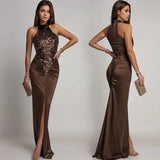 Victoria - Vestido halter con abertura y lentejuelas