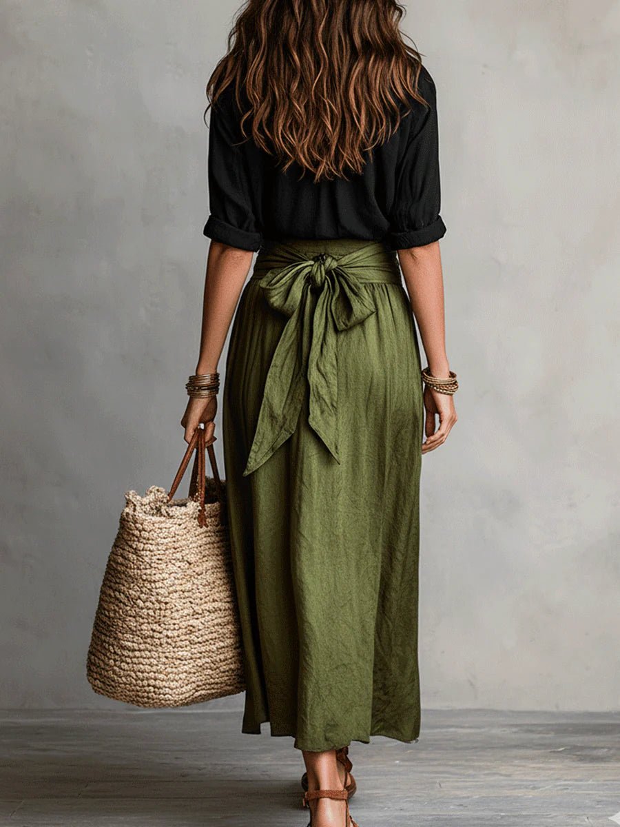 Vera™ | Conjunto de camiseta negra y falda midi verde oliva