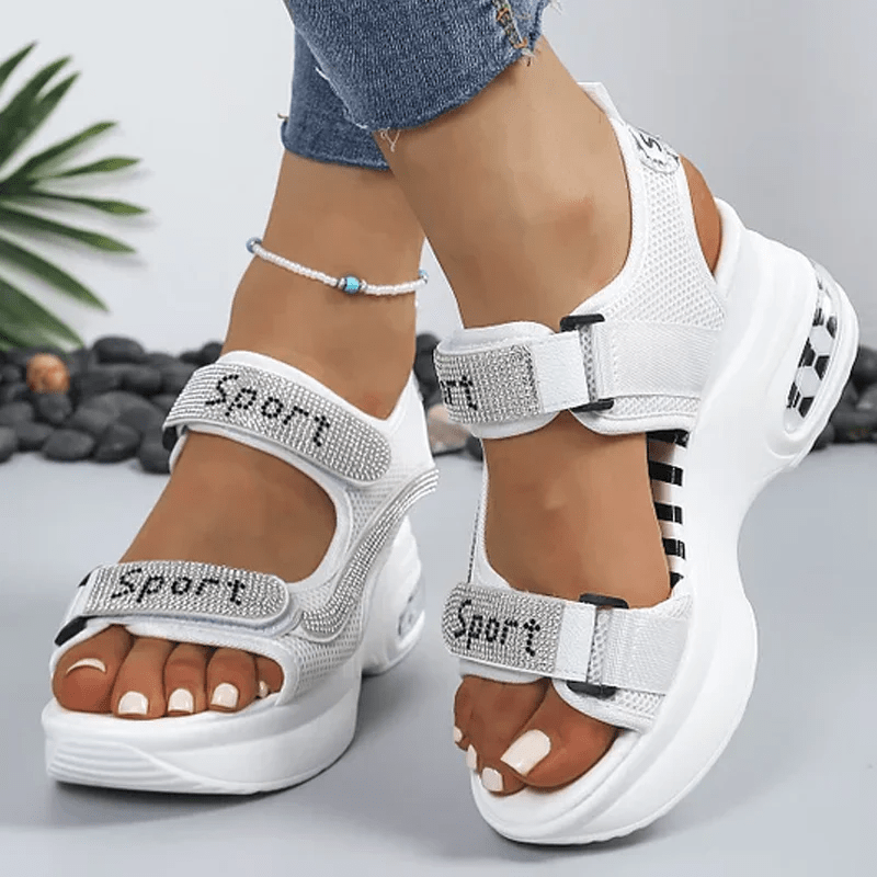 Noelia - Sandalias ortopédicas con cuña y detalles brillantes