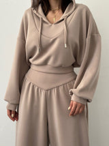 Valeria - Conjunto de sudadera corta y pantalón ancho