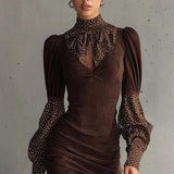 Vera - Minivestido elegante con contrastes de lunares