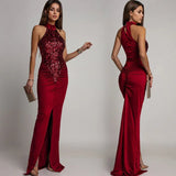 Victoria - Vestido halter con abertura y lentejuelas