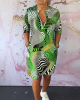 Ria - Vestido colorido con cuello en V