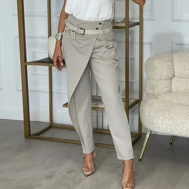 Calista™ Pantalón con diseño asimétrico y cinturón exclusivo