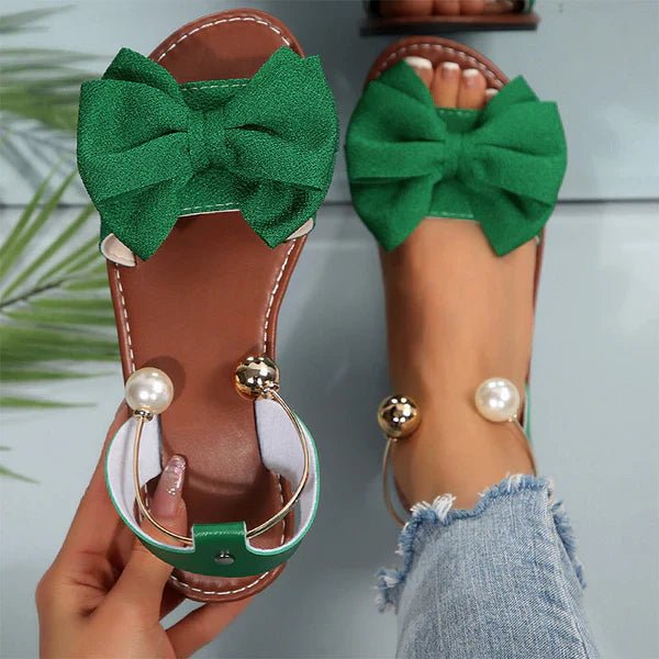 Liora - Sandalias de tiras elegantes con detalle de perla